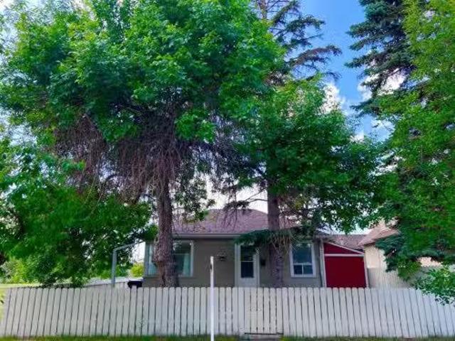 House for sale in Northwest, Alberta