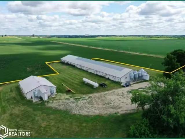 House for sale in Charles City