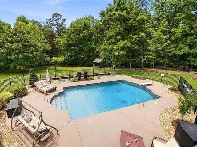 House for sale in Canton, Georgia