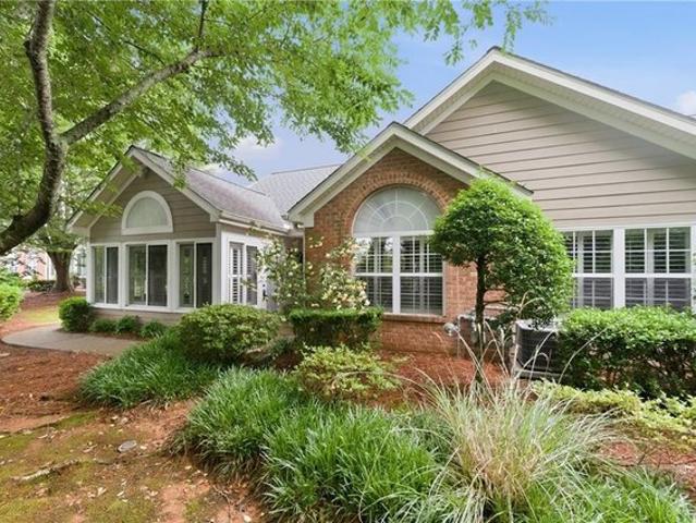 Condo for sale in Roswell, Georgia
