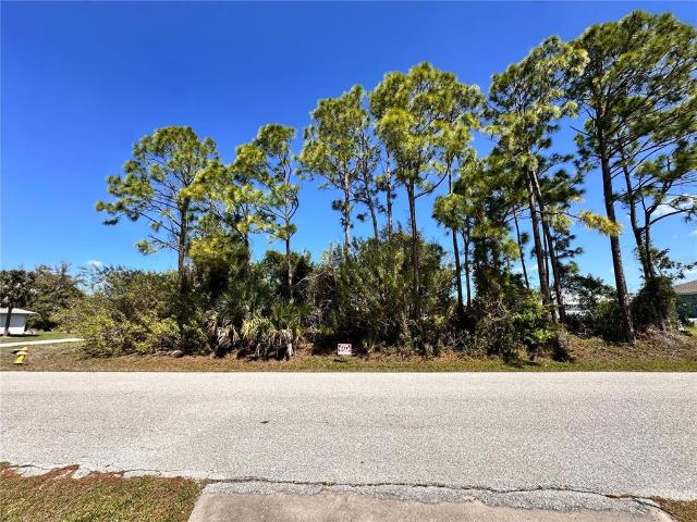 Land for sale in Port Charlotte, Florida