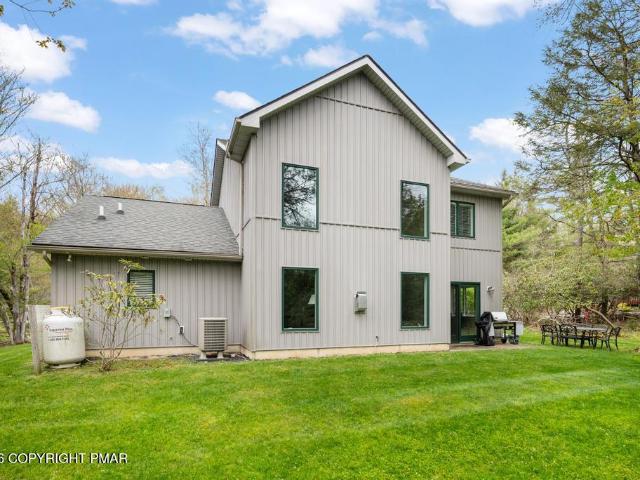 House for sale in Blakeslee, Pennsylvania