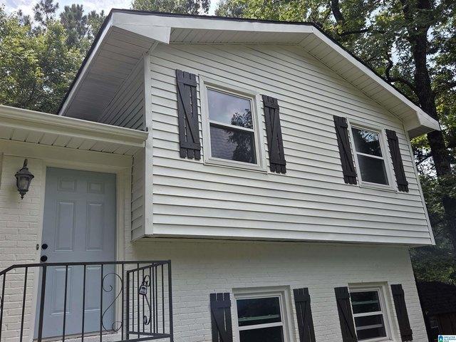 House for sale in Leeds, Alabama