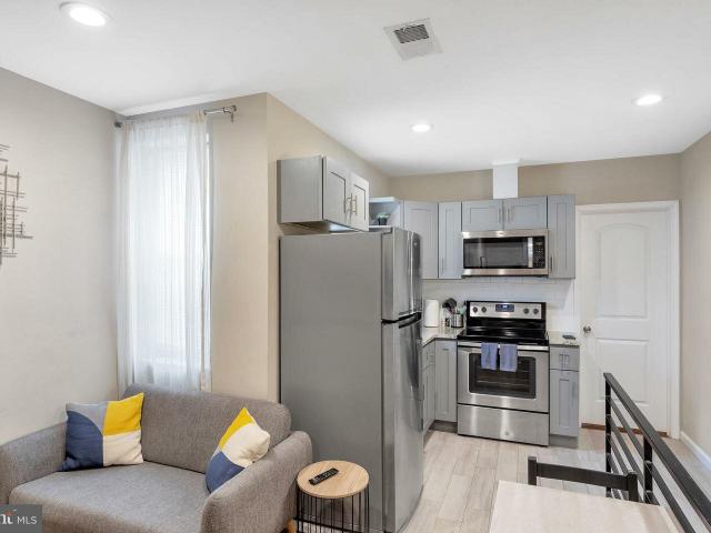 Townhouse for rent in Philadelphia