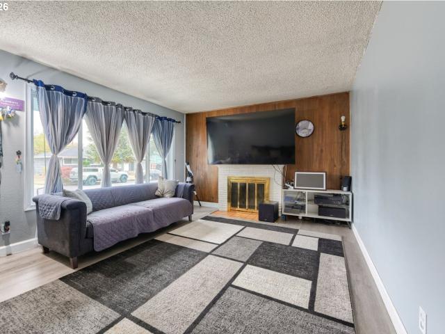 House for sale in Centennial, Gresham