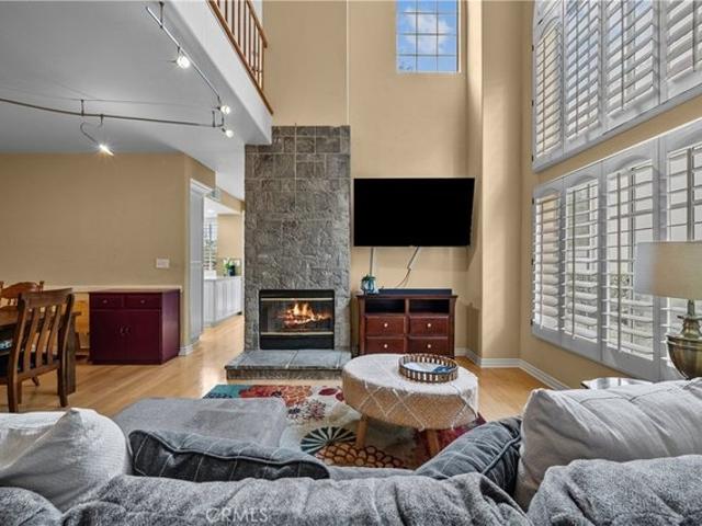 Townhouse for sale in Chatsworth, California