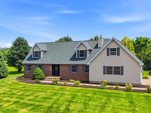 House for sale in Muscatine, Iowa