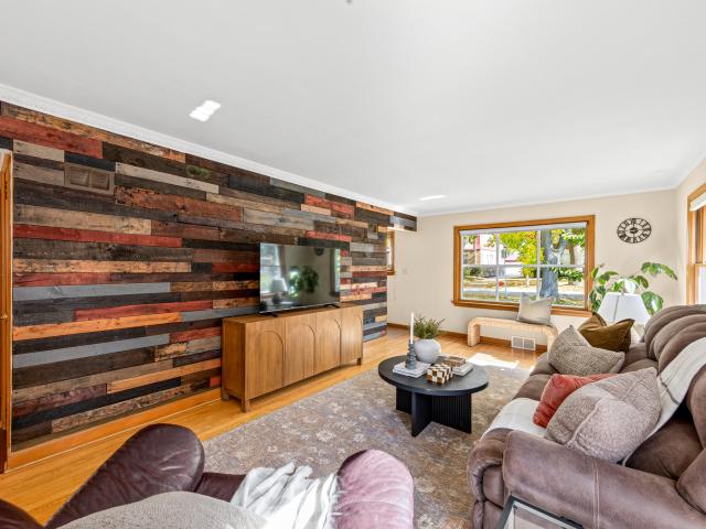 House for sale in Tosa East Towne, Wauwatosa