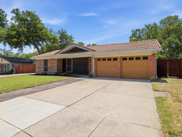 House for sale in Bedford, Texas