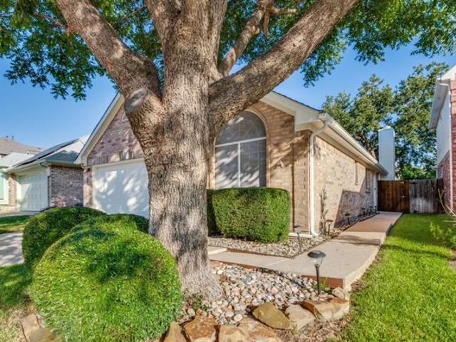 House for sale in Bedford, Tarrant County