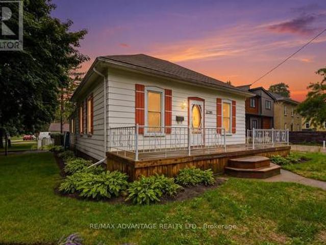 House for sale in Strathroy-caradoc, Ontario