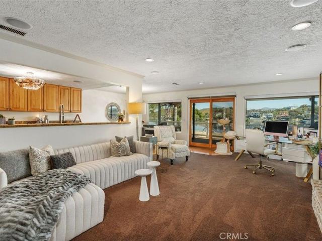 House for sale in Canyon Lake, California