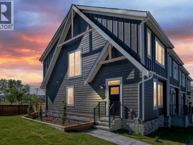 Townhouse for sale in Northwest, Alberta