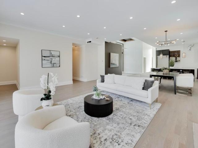 House for sale in Glenview, Illinois