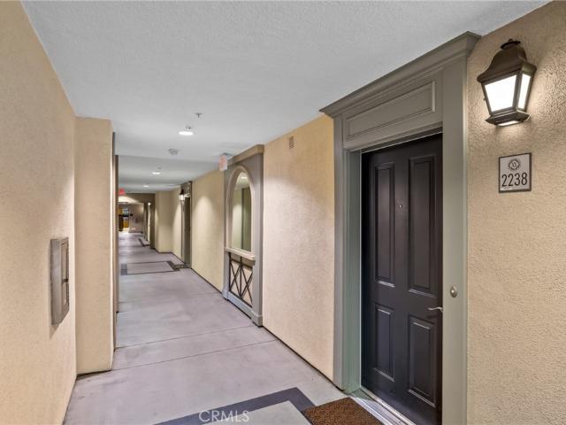 Condo for sale in Irvine Business Complex, Irvine