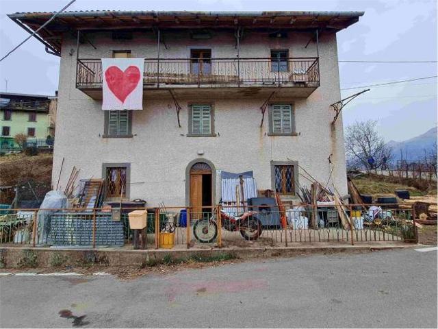 Villa Indipendente in vendita a Comunità Montana della Valle Brembana, Blello