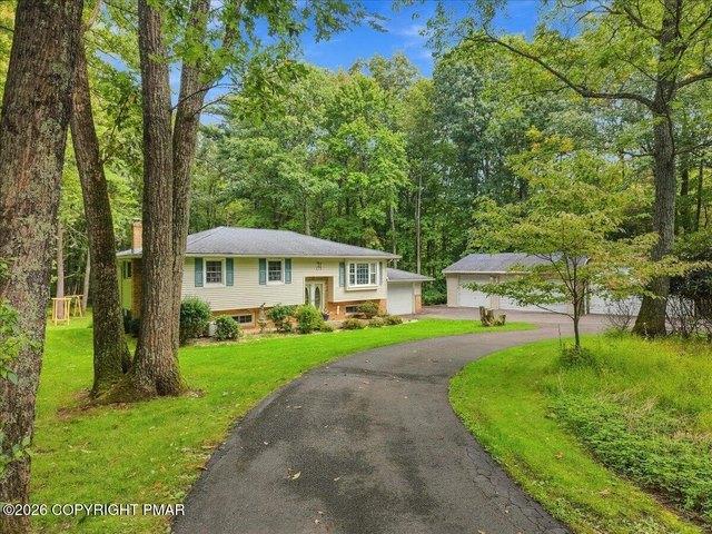 House for sale in Effort, Chestnuthill Township