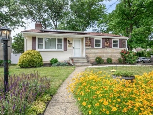House for sale in Scotch Plains, New Jersey