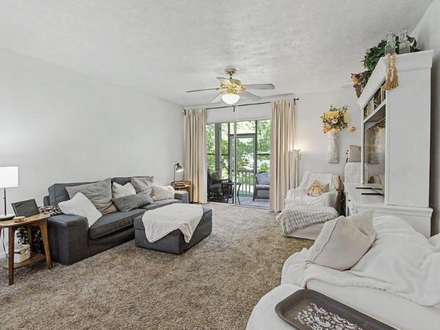 Condo for sale in Burlington, Kentucky