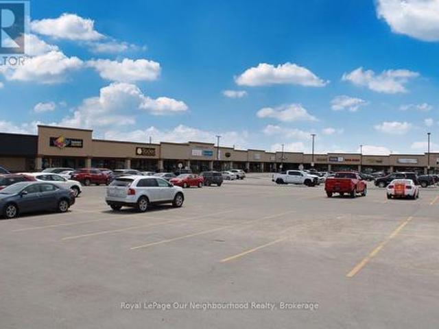 Commercial for rent in Peterborough, Ontario