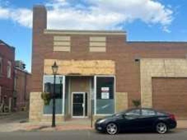 Commercial for rent in Medicine Hat, Alberta