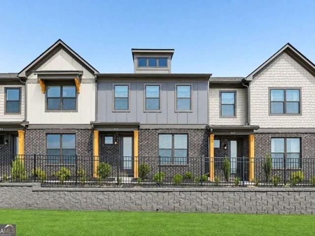 Townhouse for sale in Hoschton, Jackson County