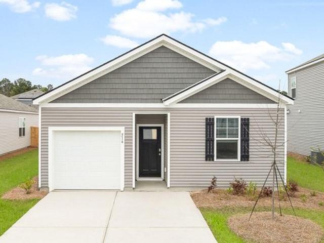 House for sale in Moncks Corner, South Carolina