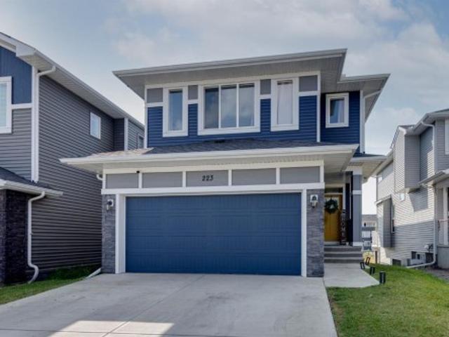 House for sale in Chelsea, Chestermere