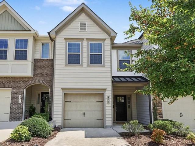 Townhouse for sale in Durham, North Carolina