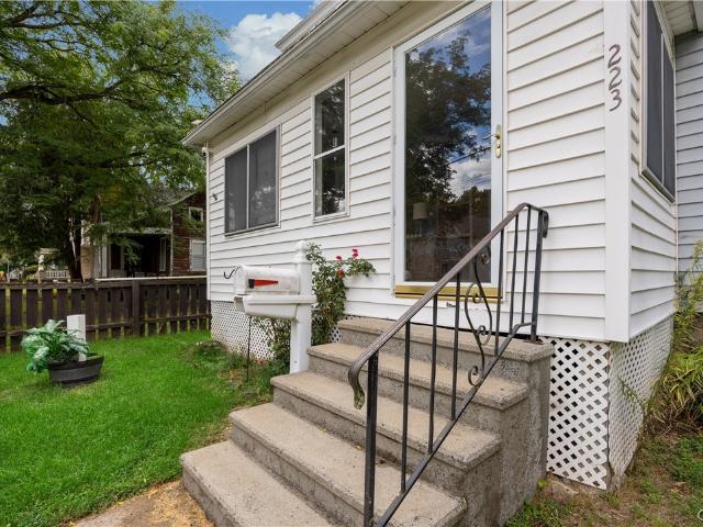 House for sale in City of Oneida, Madison County