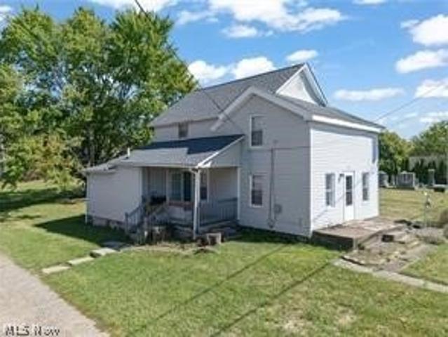 House for sale in Hartville, Ohio