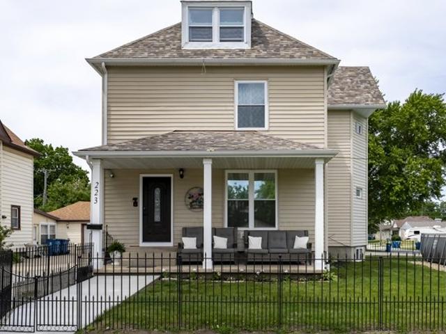House for sale in Pontiac, Illinois