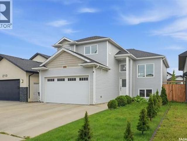 House for sale in Saskatoon, Saskatchewan