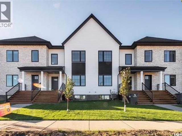 Townhouse for sale in Saskatoon, Saskatchewan