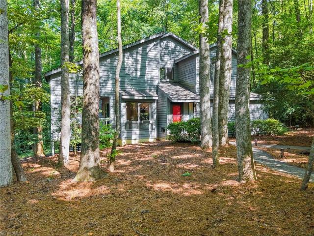 House for sale in Pfafftown, North Carolina