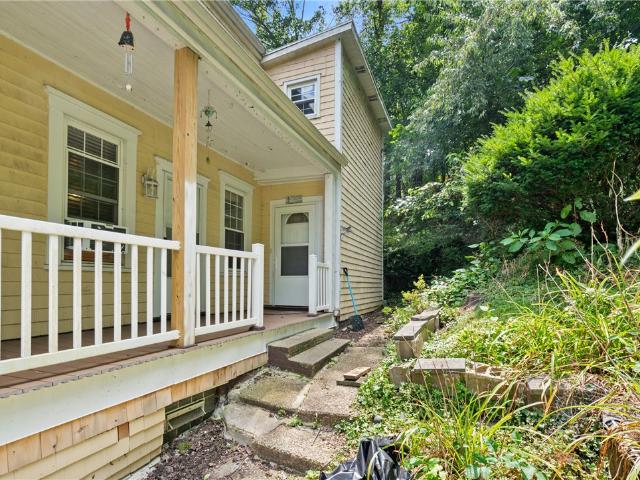 House for sale in Mc Kees Rocks