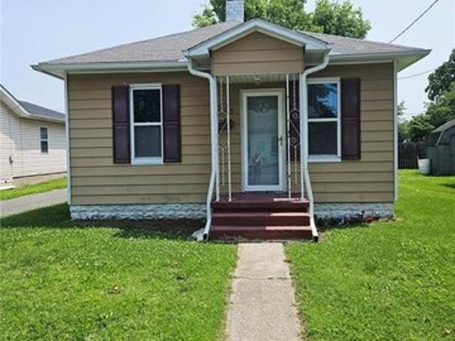 House for sale in Cottage Hills, Illinois