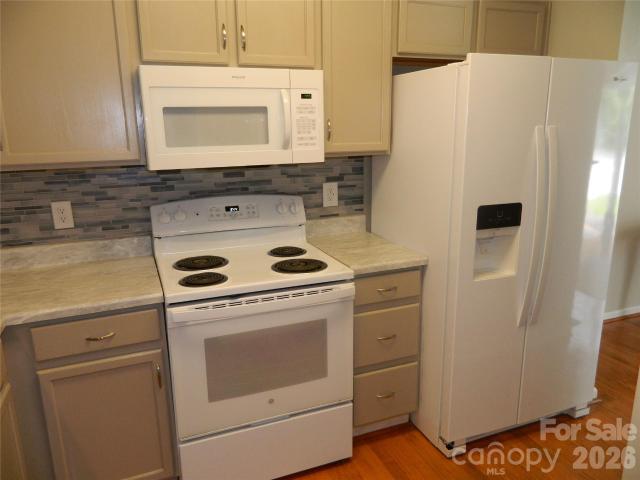 Townhouse for sale in Lenoir, North Carolina