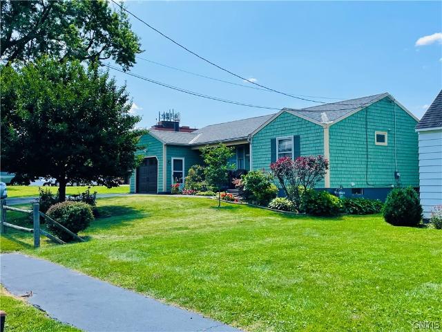 House for sale in Syracuse, New York