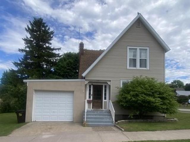 House for sale in Munising, Michigan