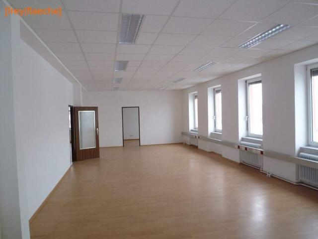 Gewerbe mieten in Liesing, Wien