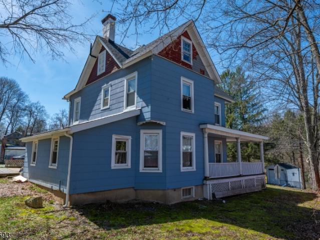 House for sale in Newton, New Jersey