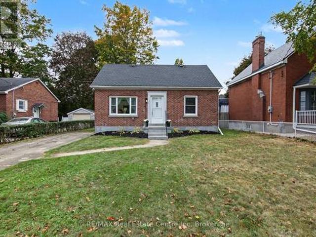 House for sale in Mt. Hope, Kitchener