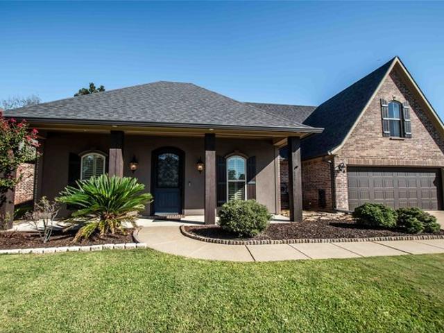 House for sale in Benton, Bossier Parish