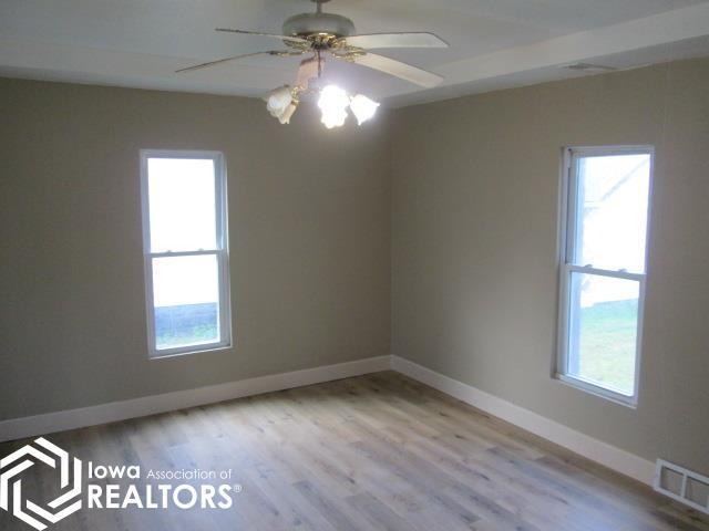 House for sale in Chariton, Iowa