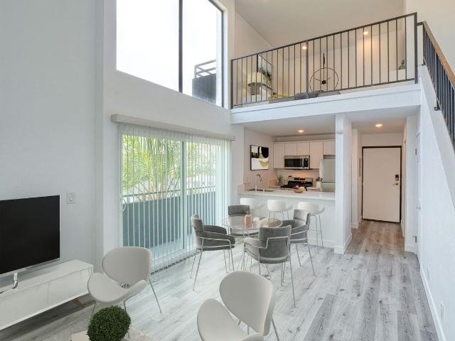Apartment for rent in Canoga Park, California