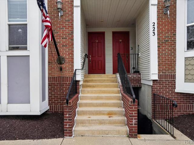 Condo for sale in Howell, Michigan