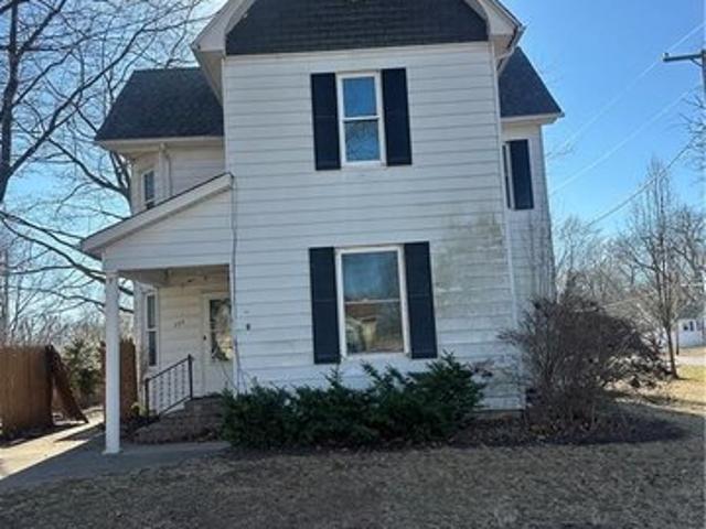 House for sale in Nokomis, Illinois