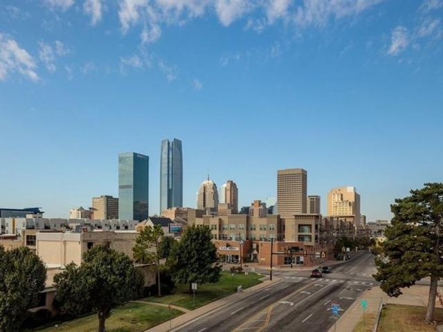 Townhouse for sale in Oklahoma City, Oklahoma