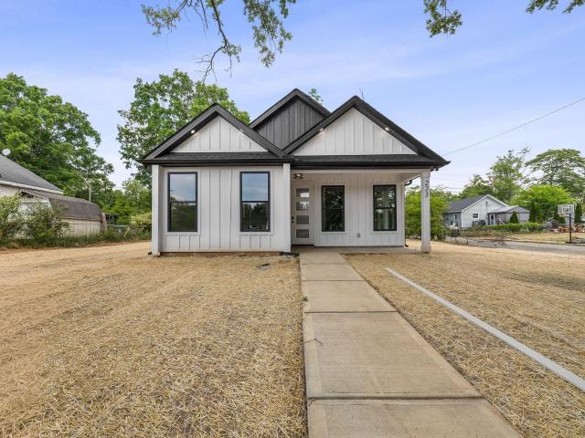 House for sale in Clinton, South Carolina